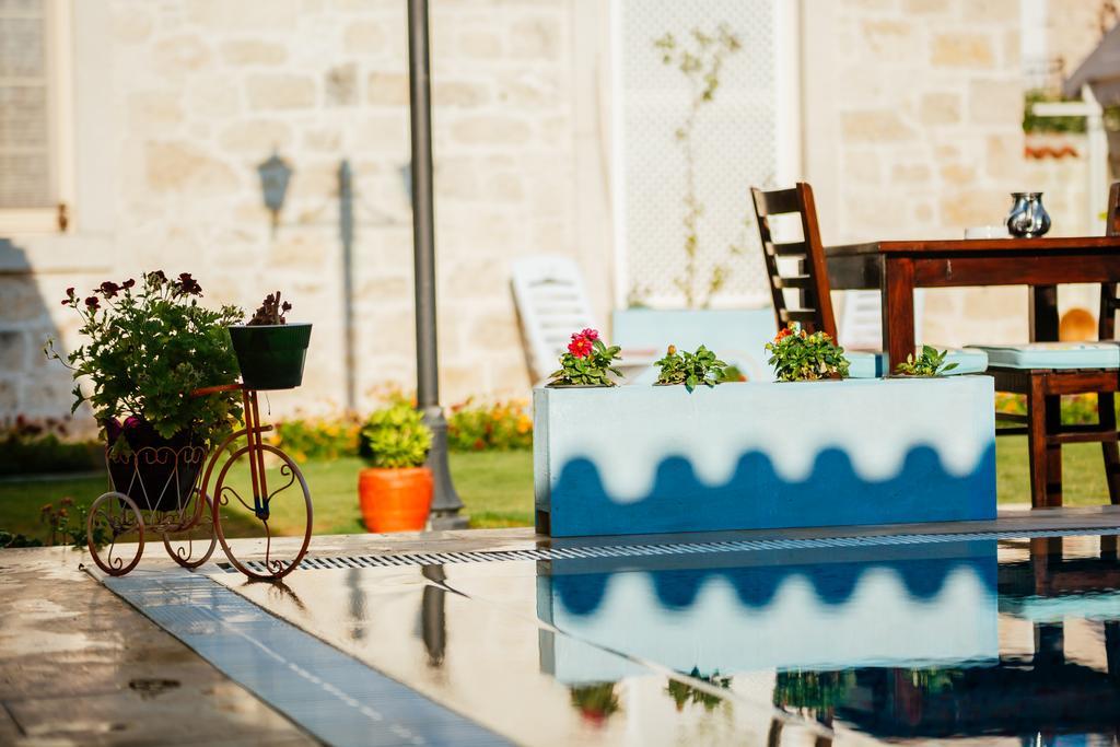 Bellapietra Hotel アラカティ エクステリア 写真